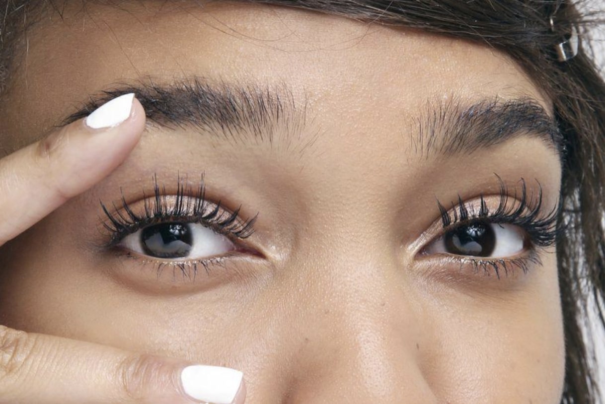 can-i-put-individual-lashes-on-eyelash-extensions-5-reasons-3