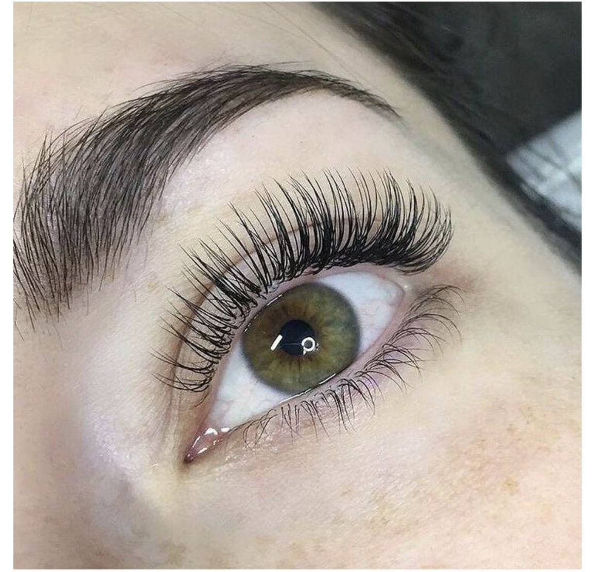 everything-about-the-trend-of-brown-individual-eyelash-extensions-in-2023-3