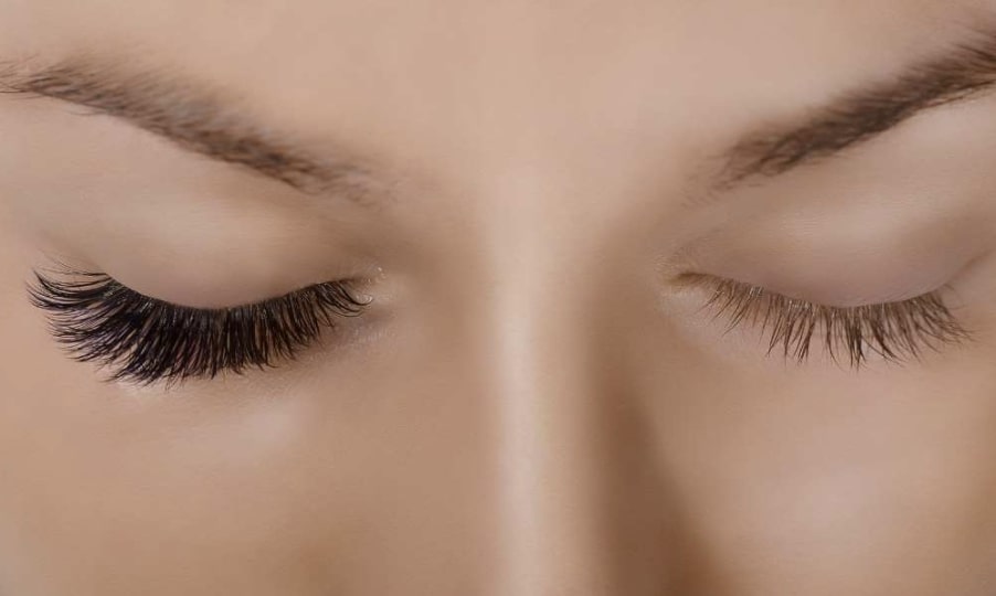 steps-on-how-to-remove-individual-eyelash-extensions-at-home-2023-2